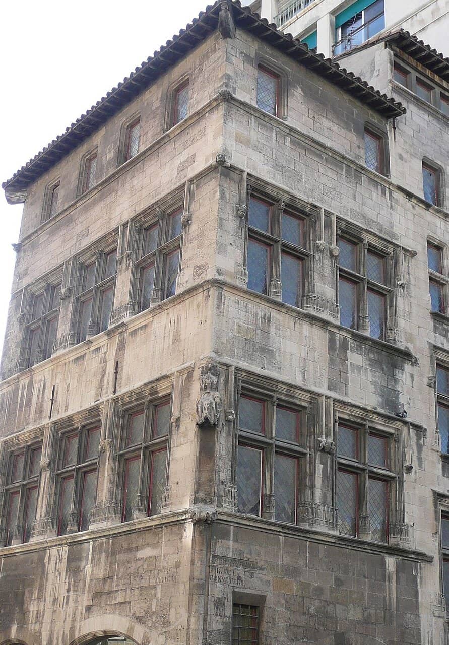 Vertical photo