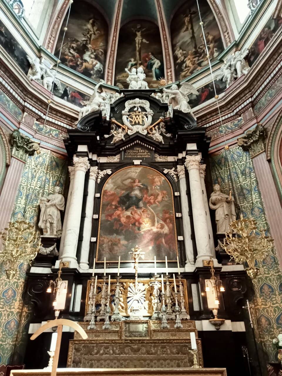 Vertical photo