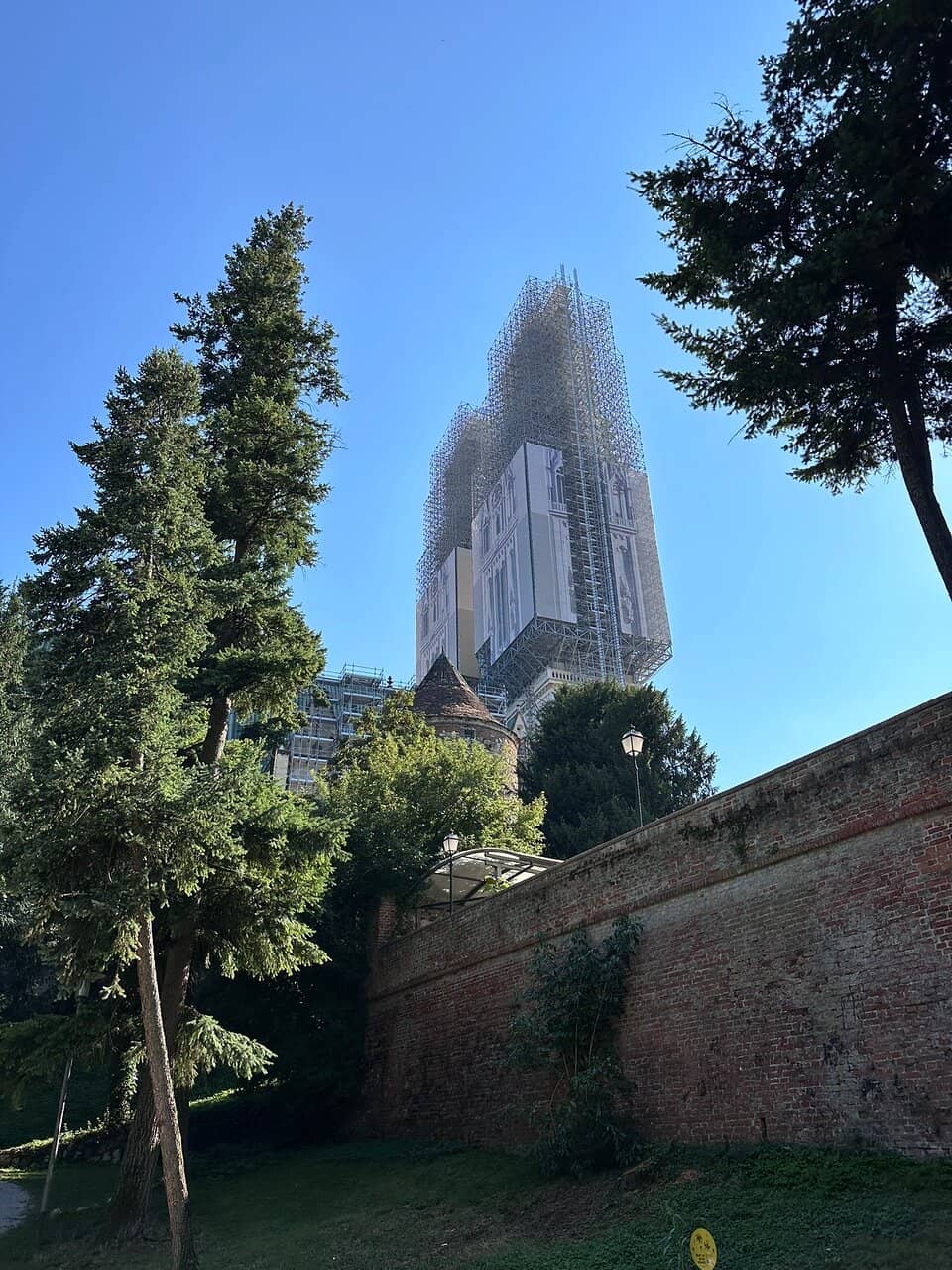 Vertical photo