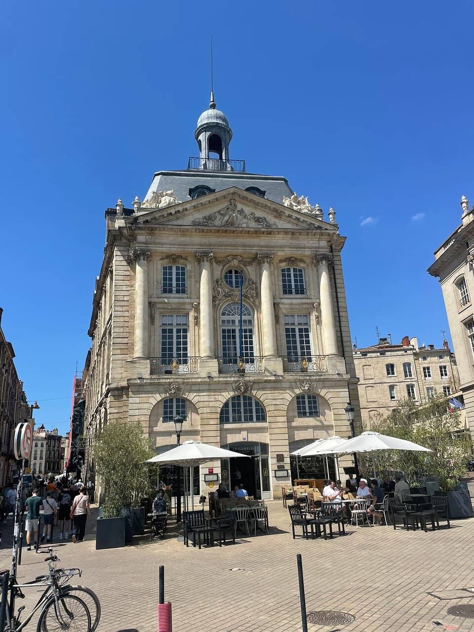 Reflecting Fountains