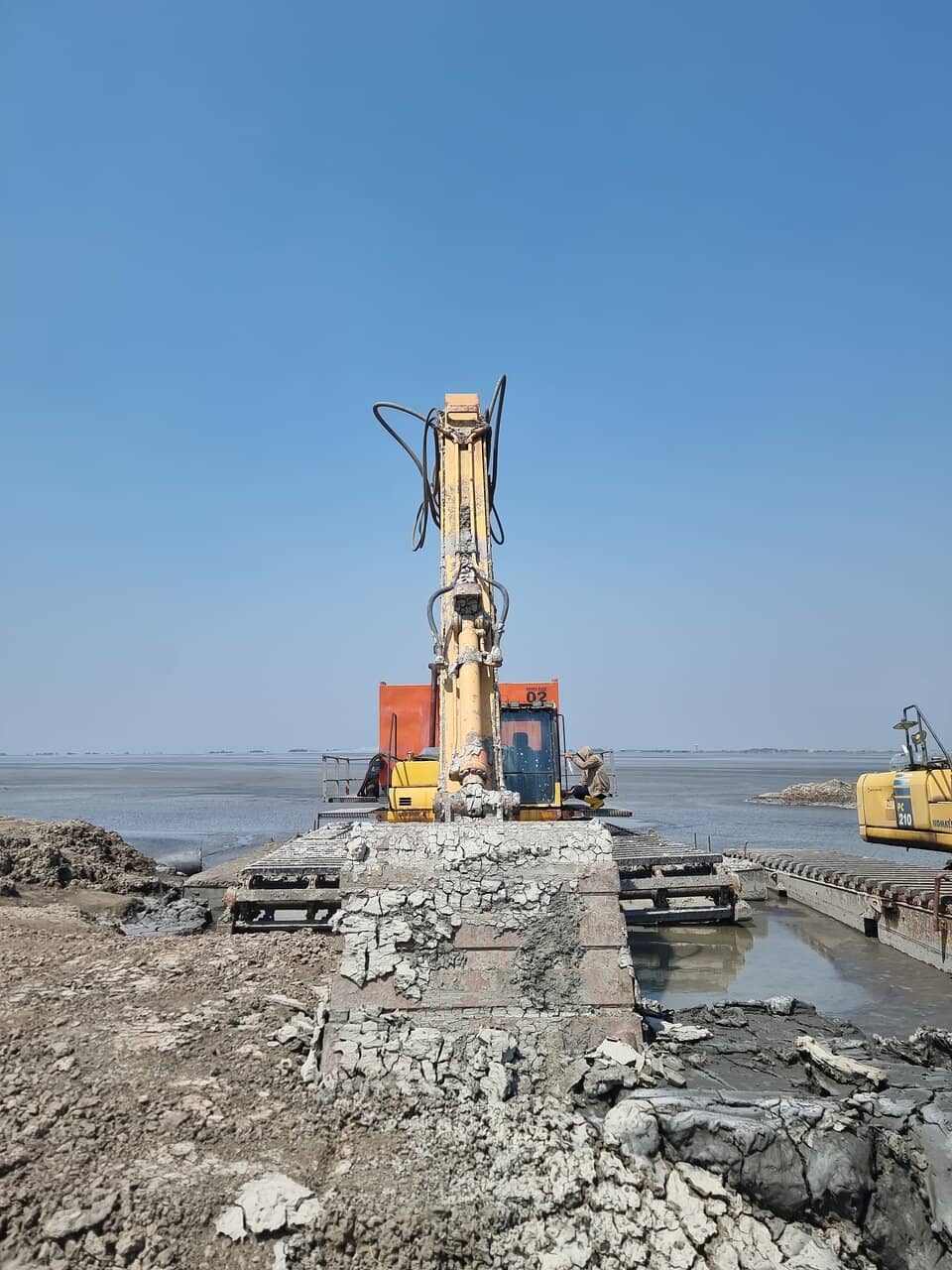 Active Mudflow Pools