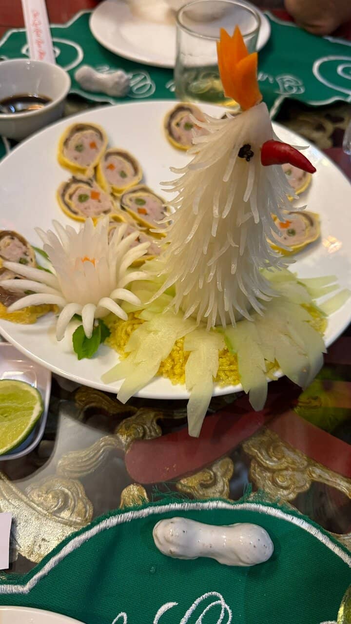 Royal Ambiance & Costumes