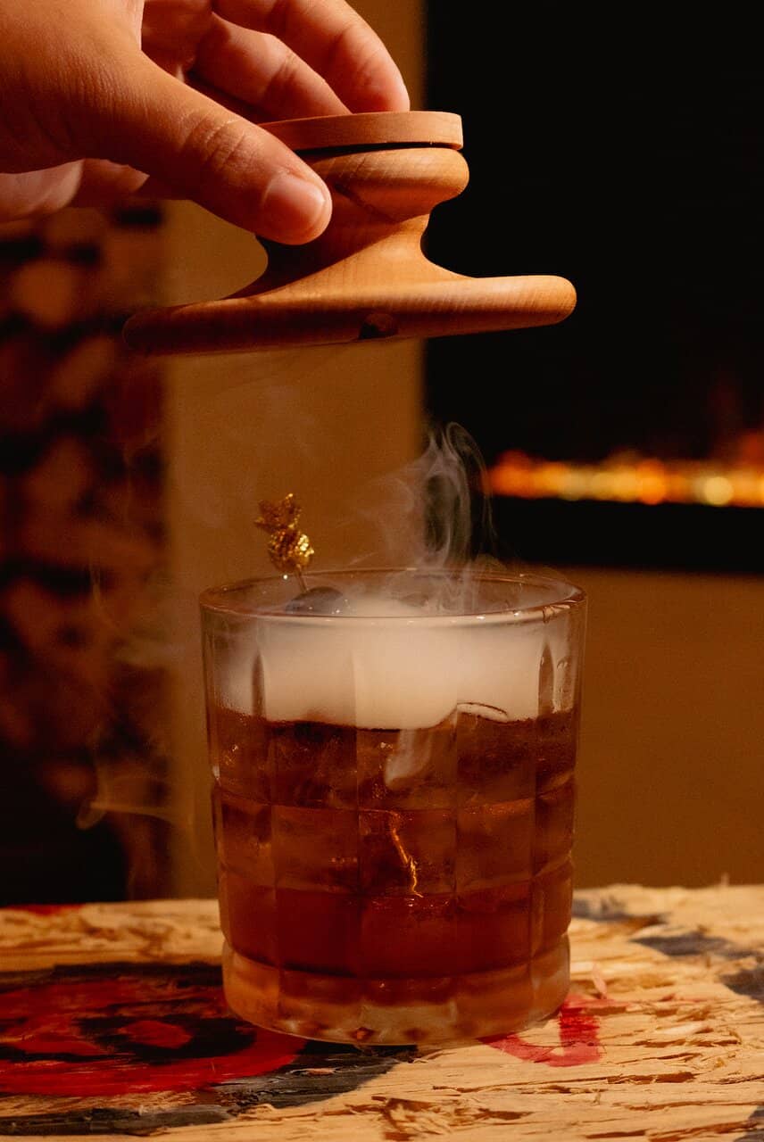 Bar and Mini Games