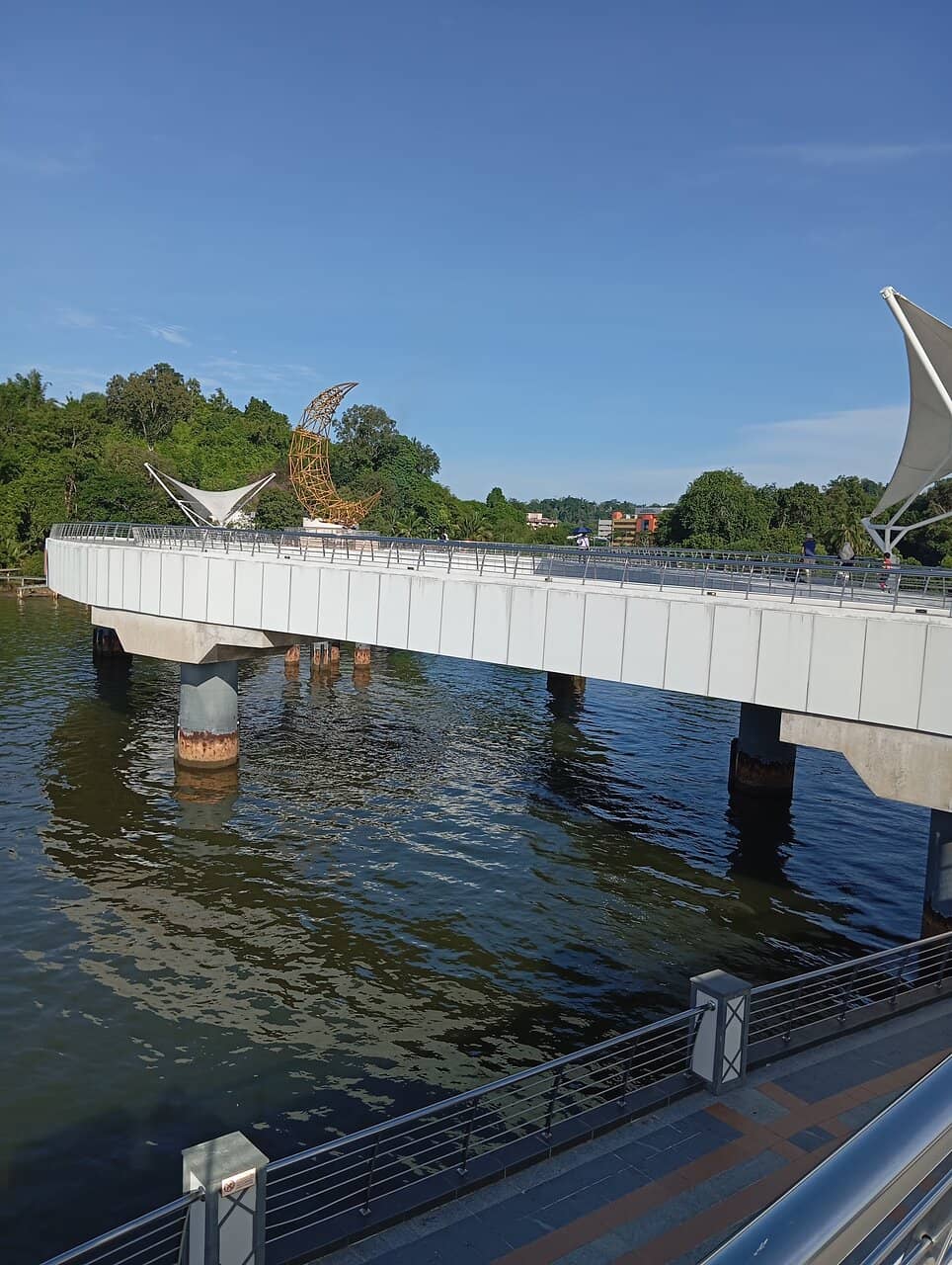 Riverside Promenade