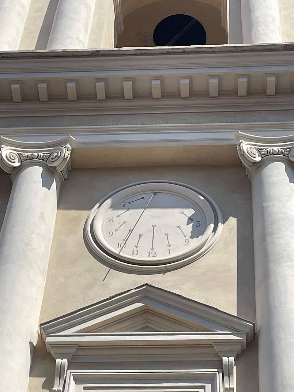 Vertical photo