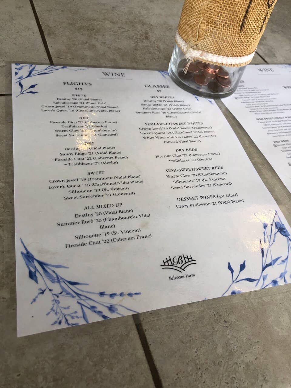 Live Music & Ambiance