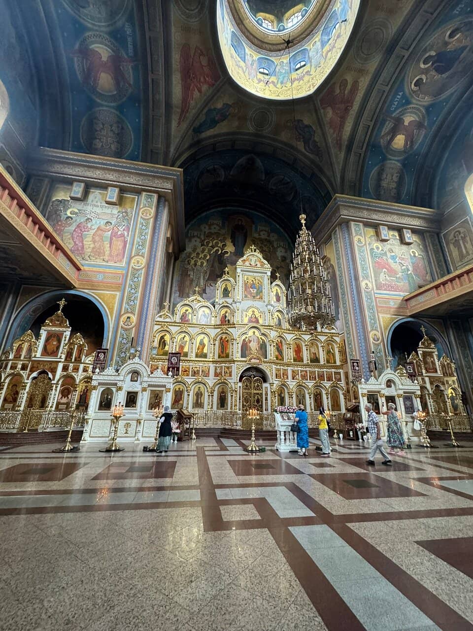 Alley of Heroes and Eternal Flame