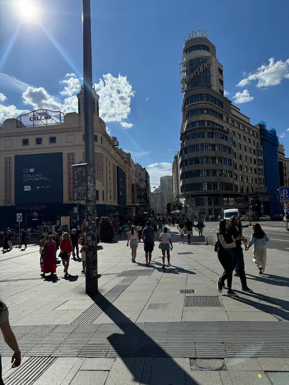 Shopping & Entertainment Hub