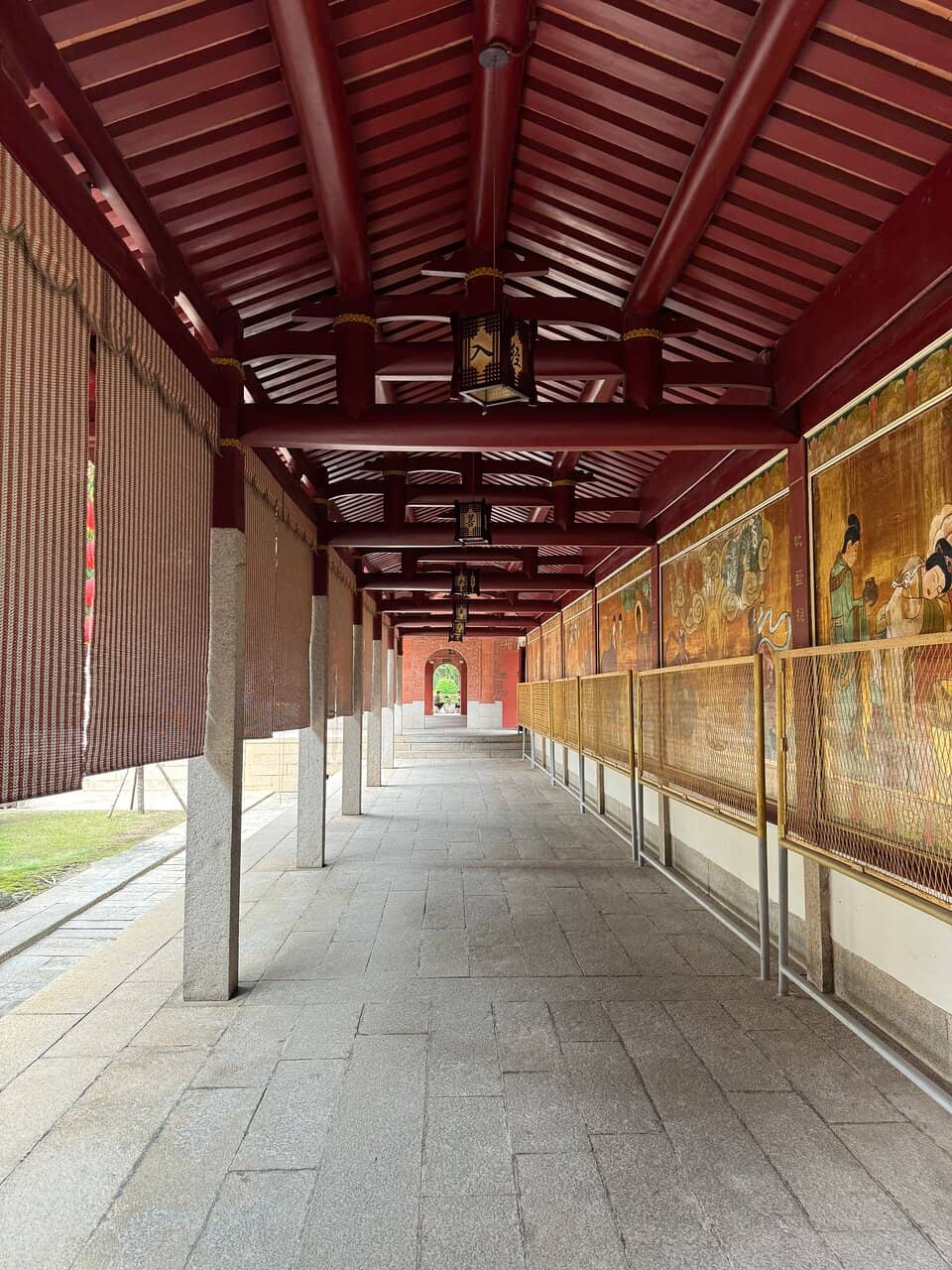 Chanting Sutras