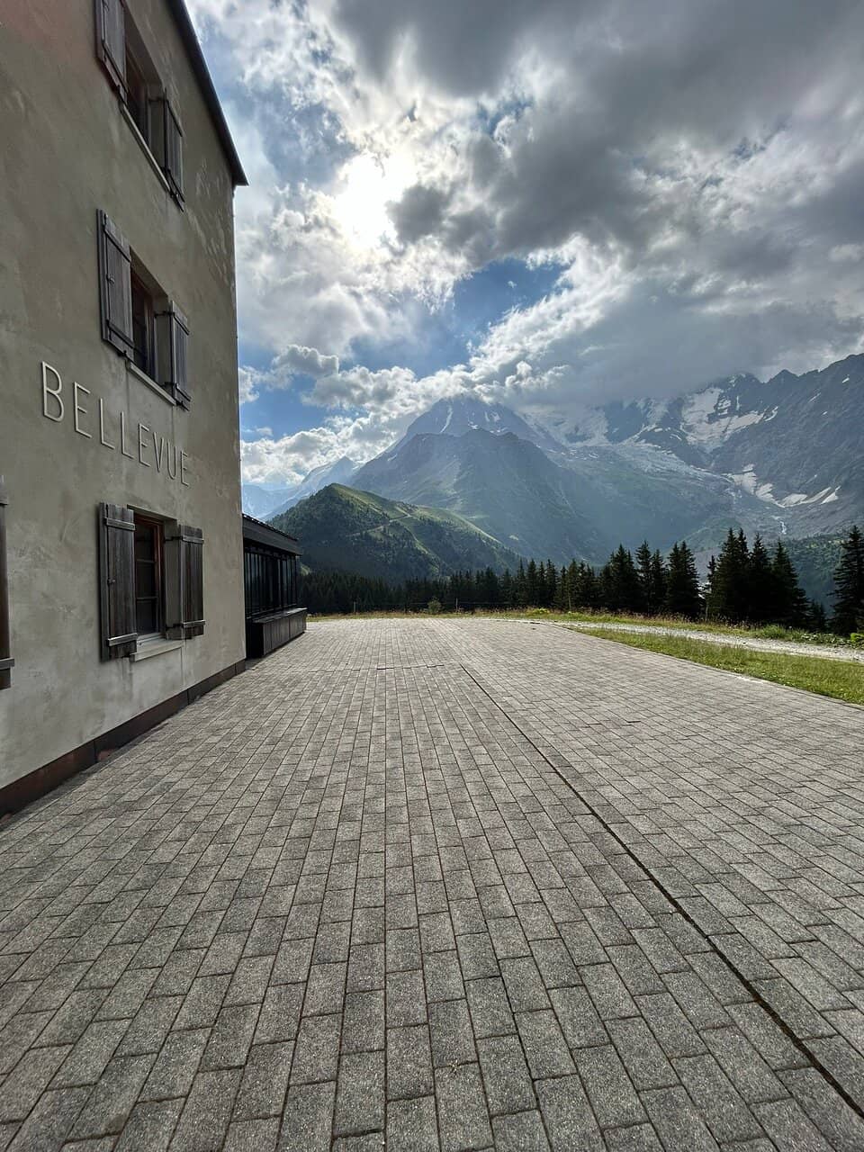 Effortless Ascent for Hikers