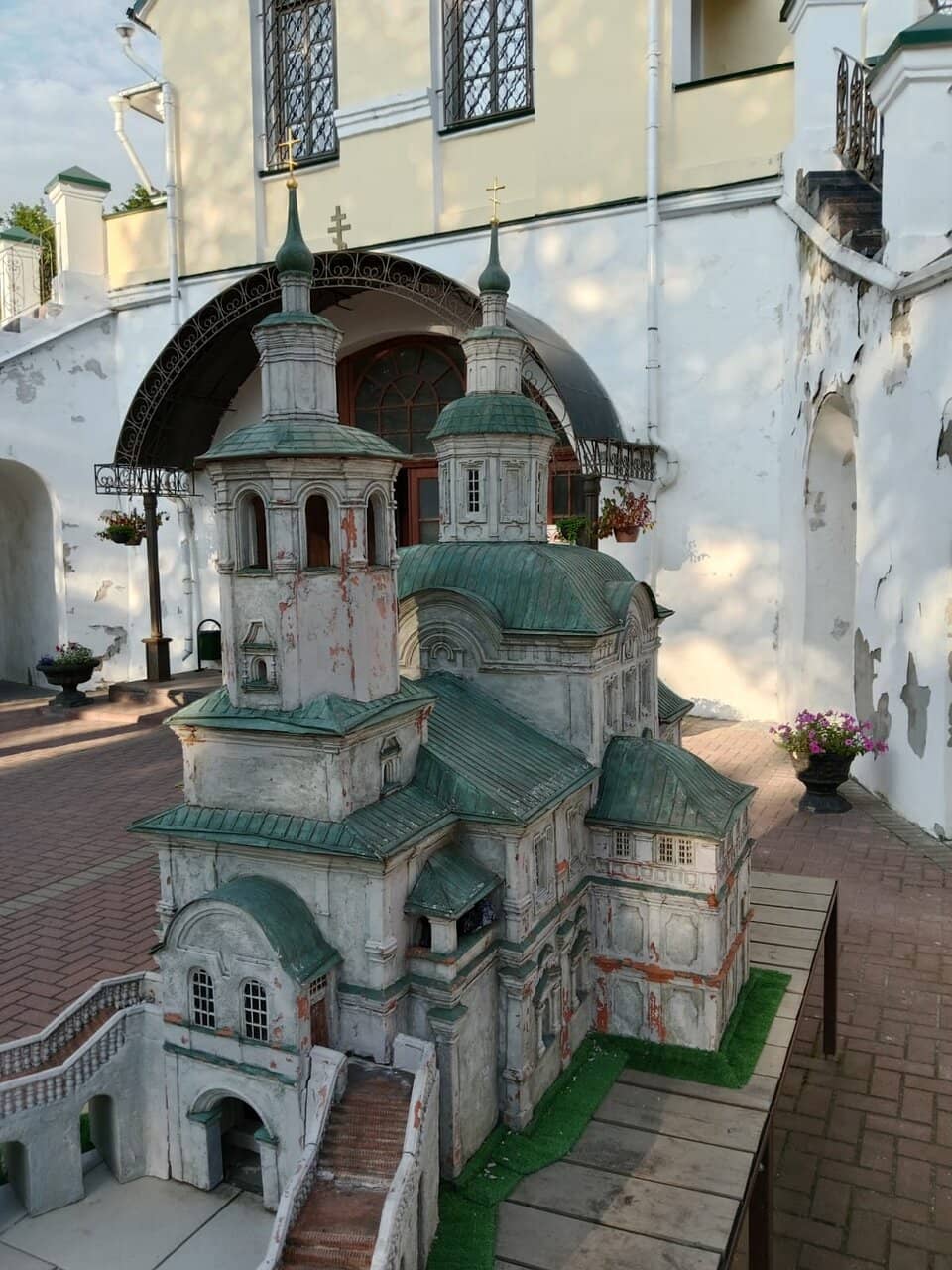 Byzantine-Inspired Architecture