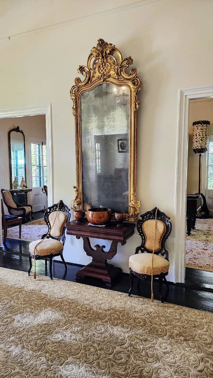 Queen Emma's Parlor