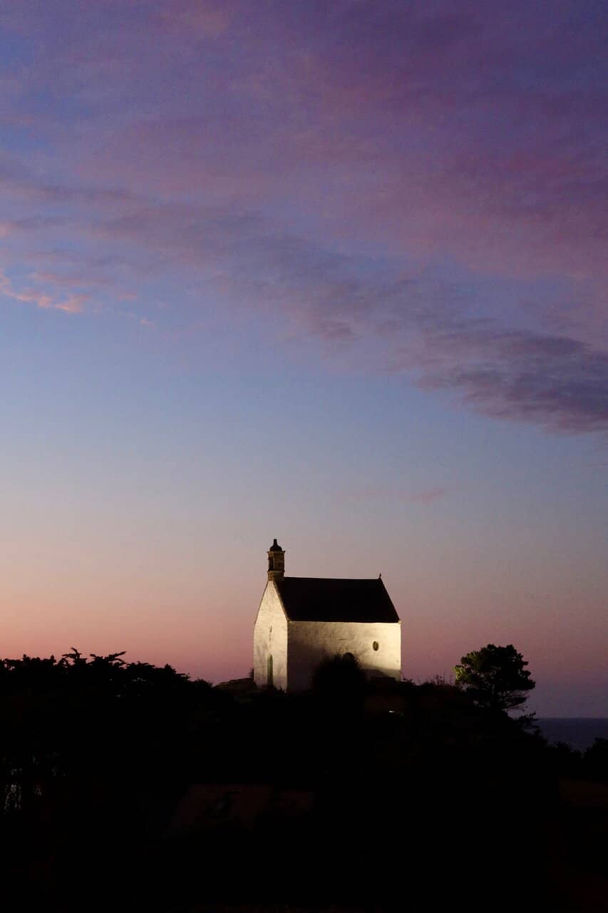 Panoramic Valley Vistas