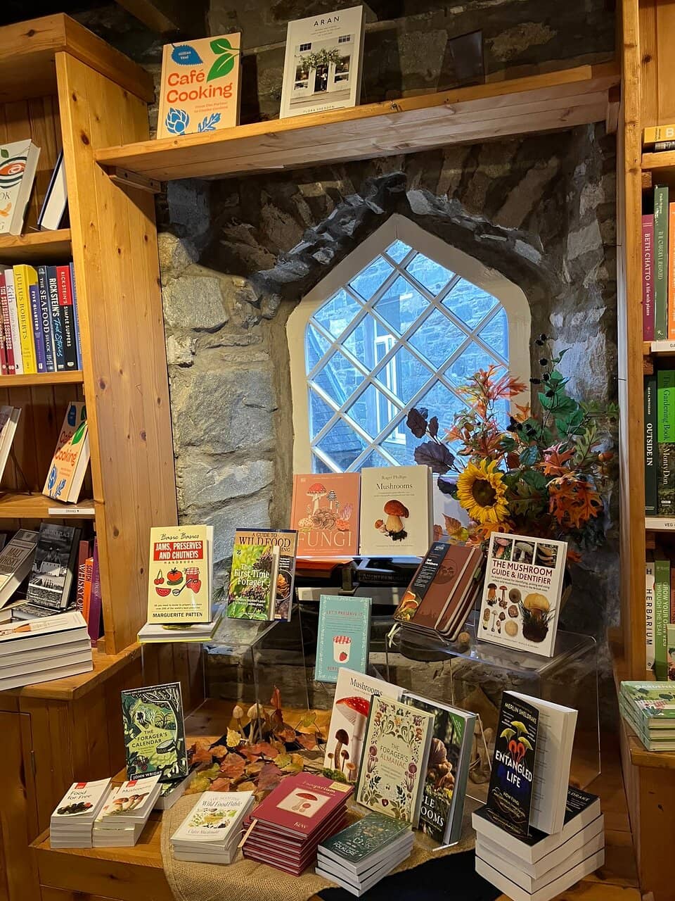 Charming Garden Cafe