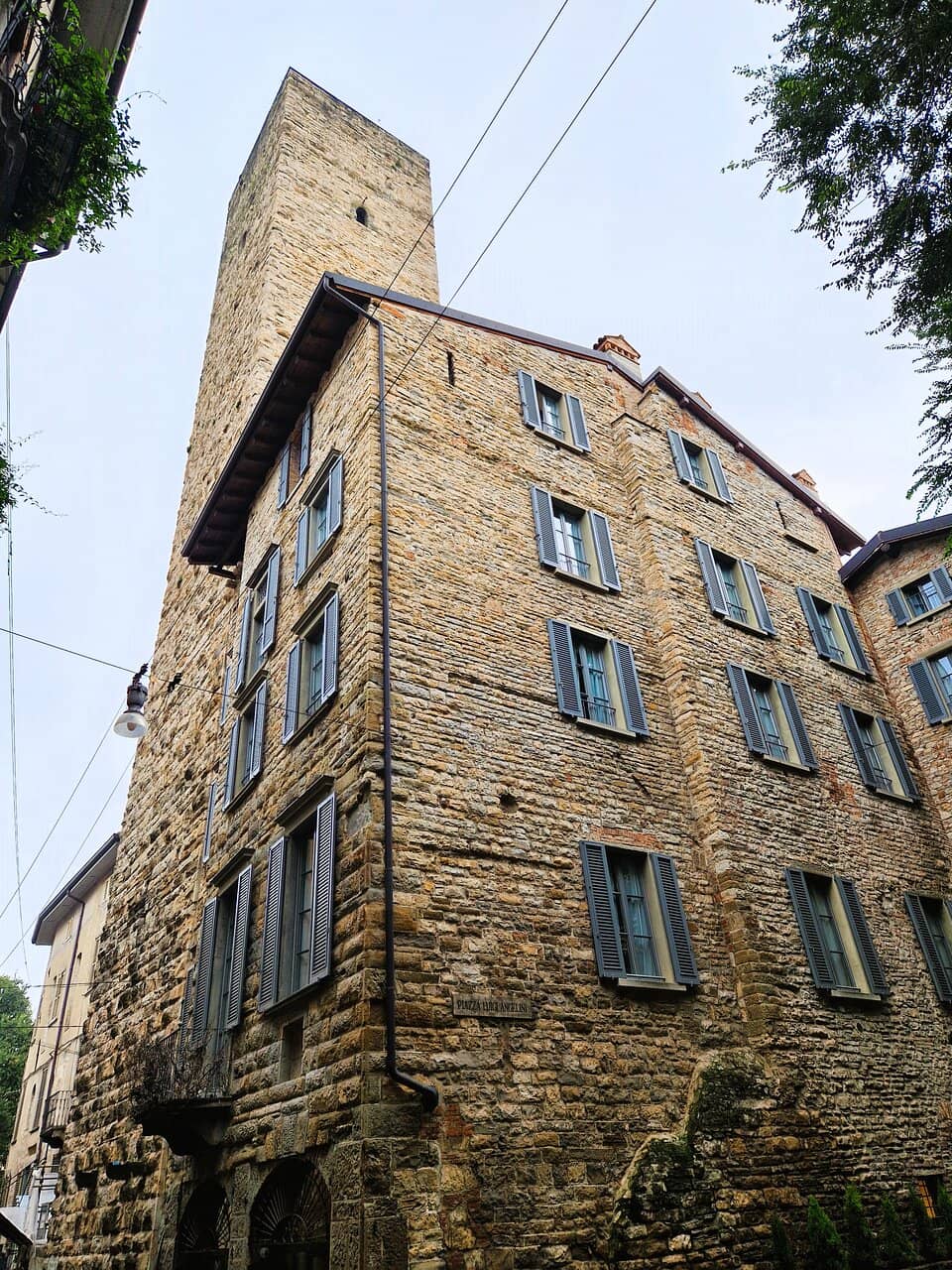 Torre del Gombito Ascent