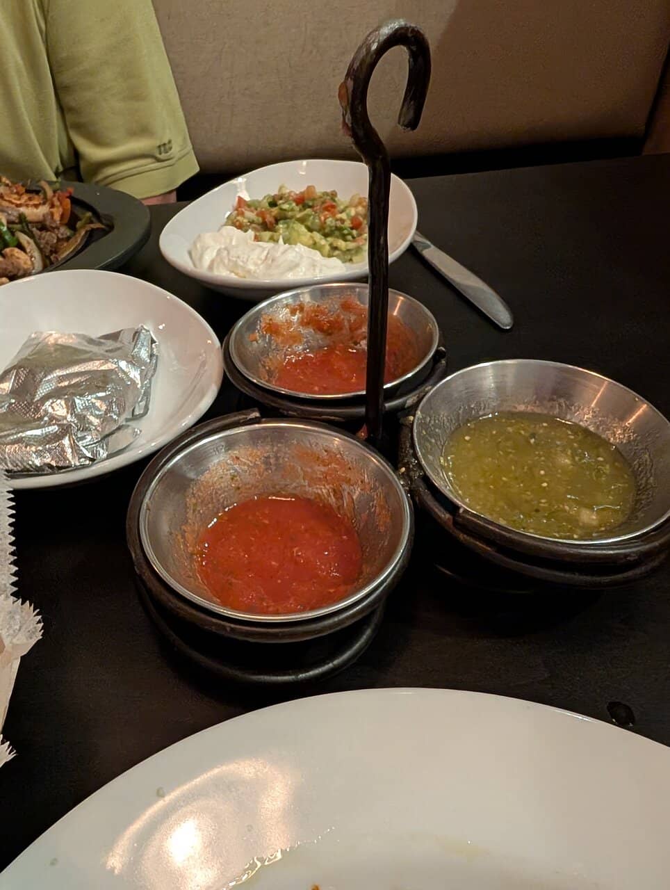 Vibrant & Modern Atmosphere