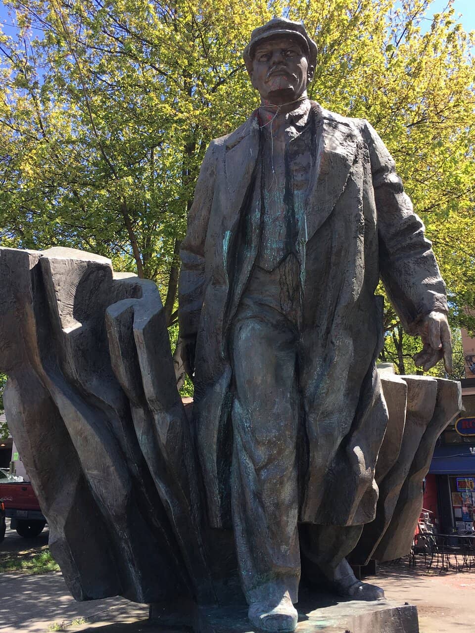 The Iconic Lenin Statue