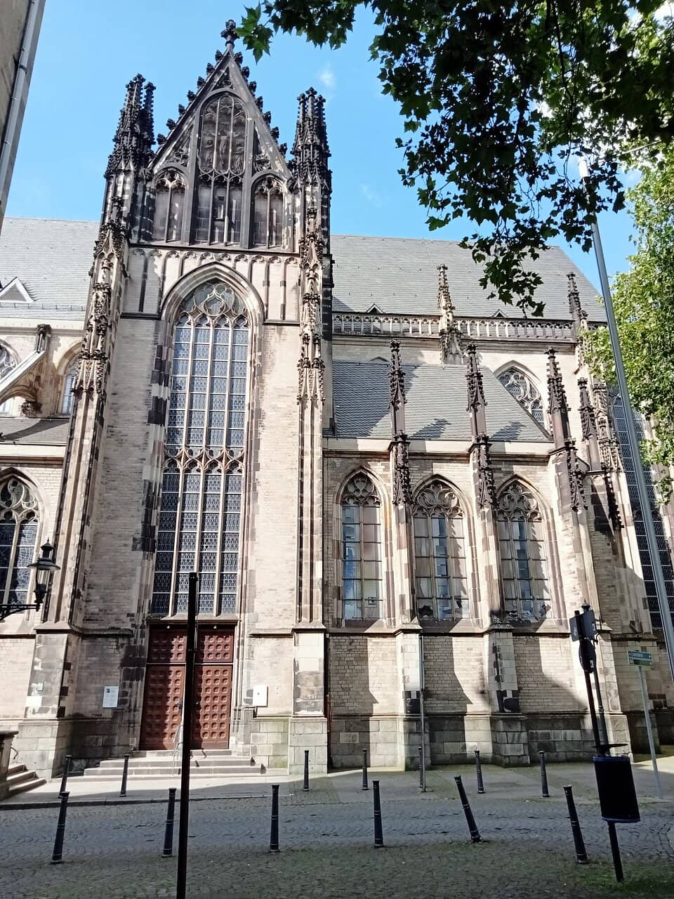 Vertical photo
