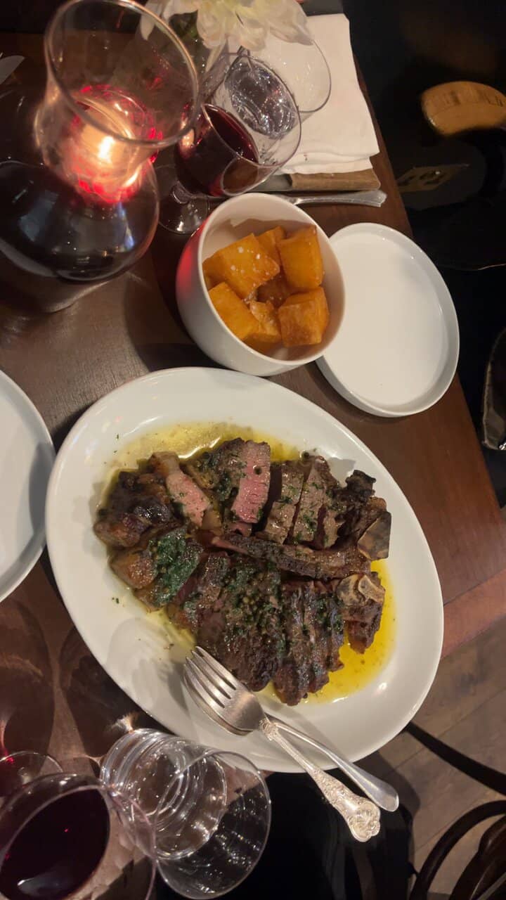 Intimate Candlelit Setting