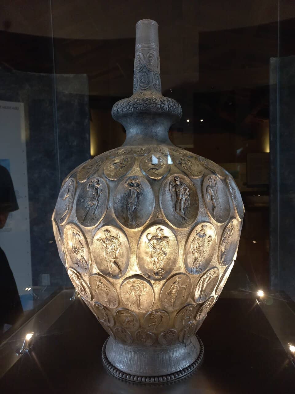 Etruscan and Roman Artifacts