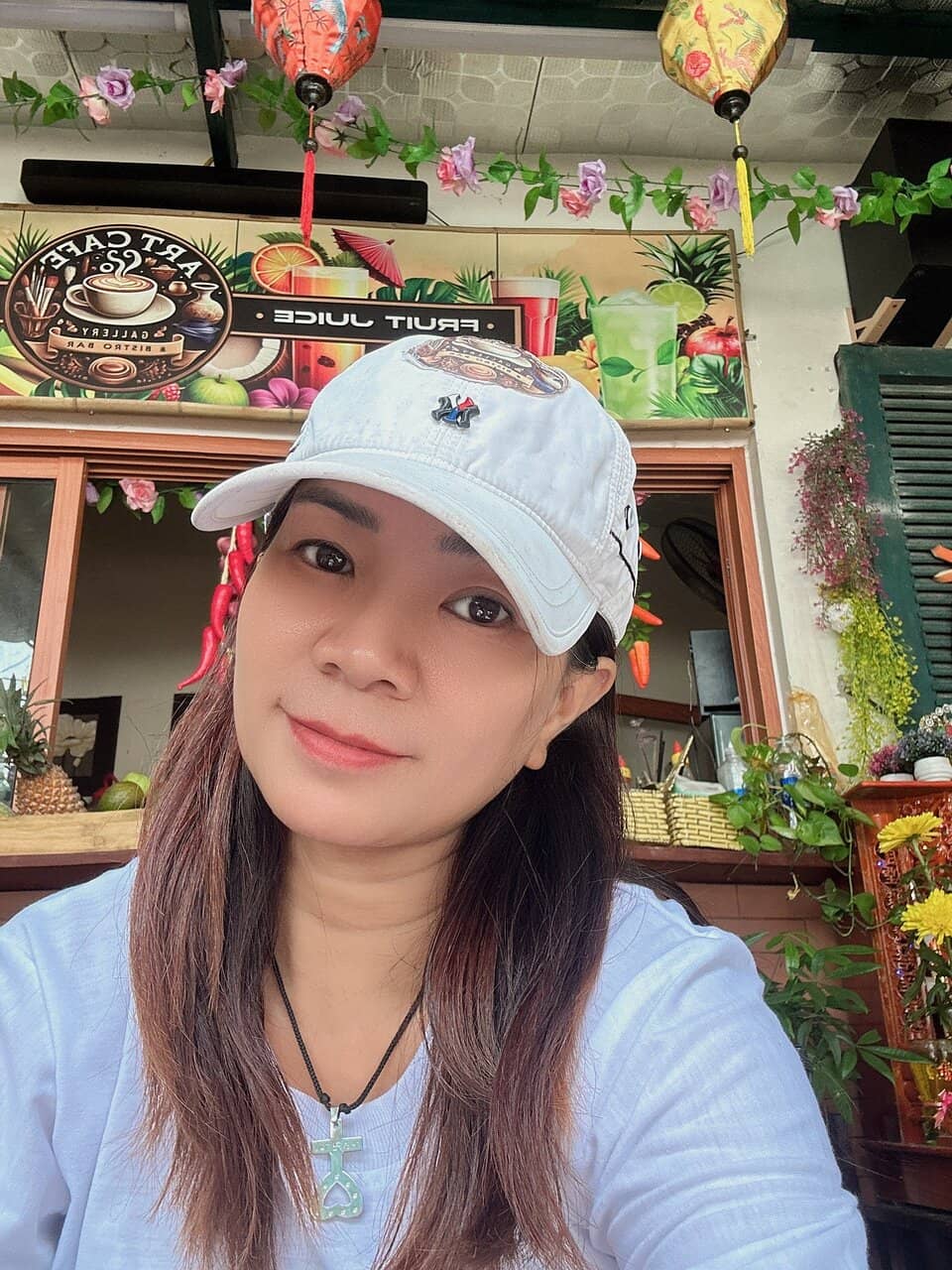 Village Stroll & Artisan Shops