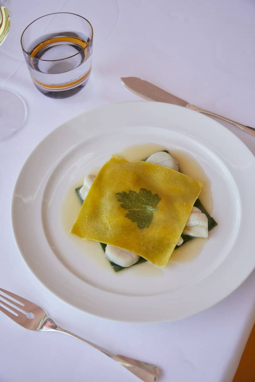 Lobster to sweet pepper cream