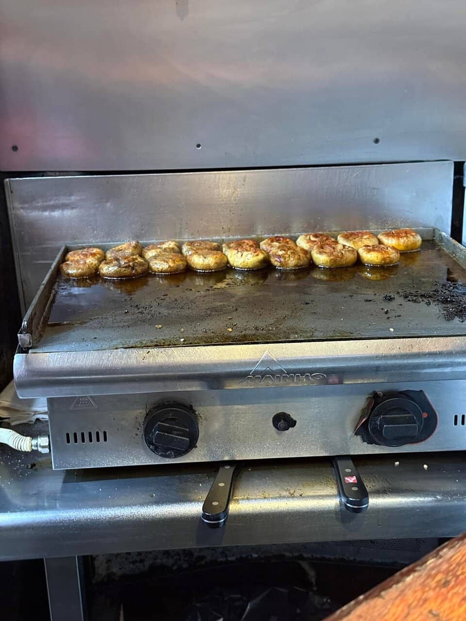 Lively Somera Street Ambiance