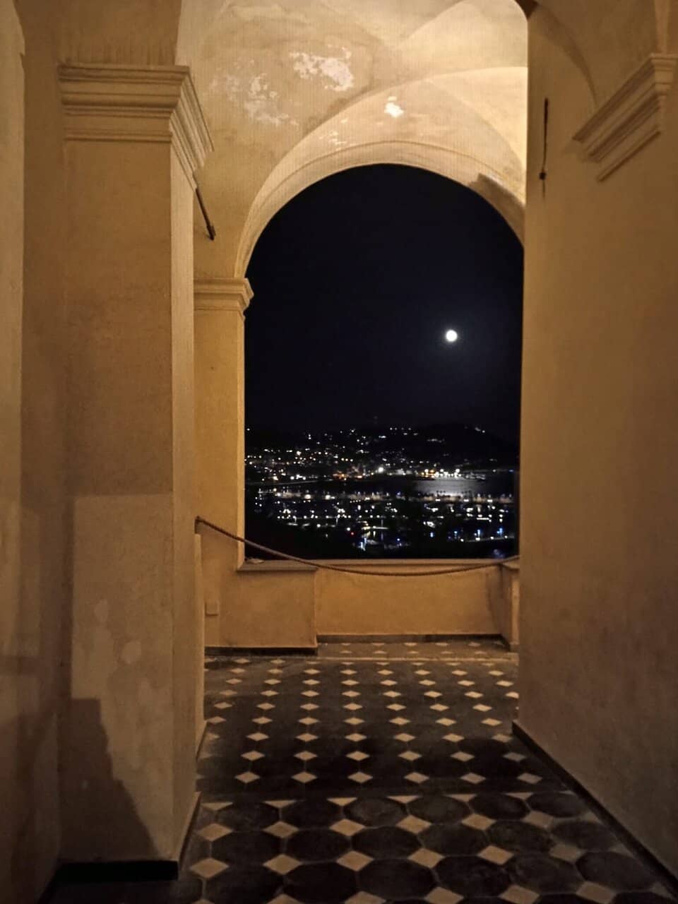 Vertical photo