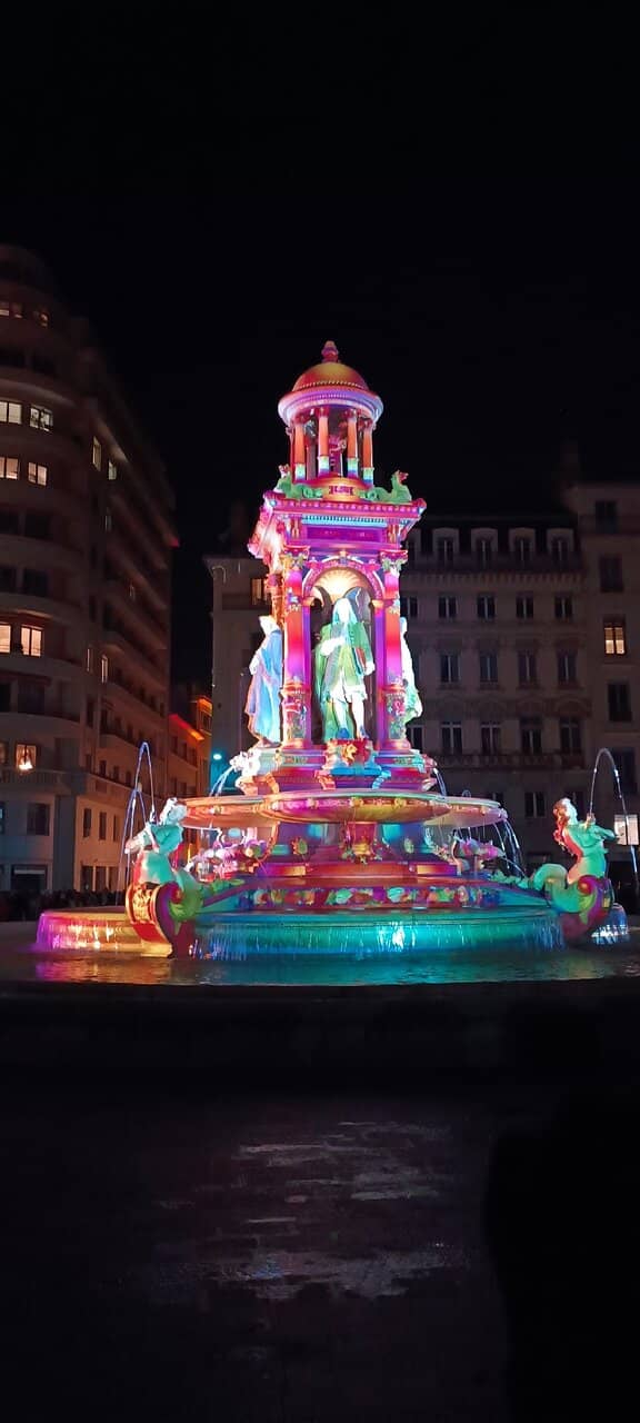 Place du Commandant Rivière