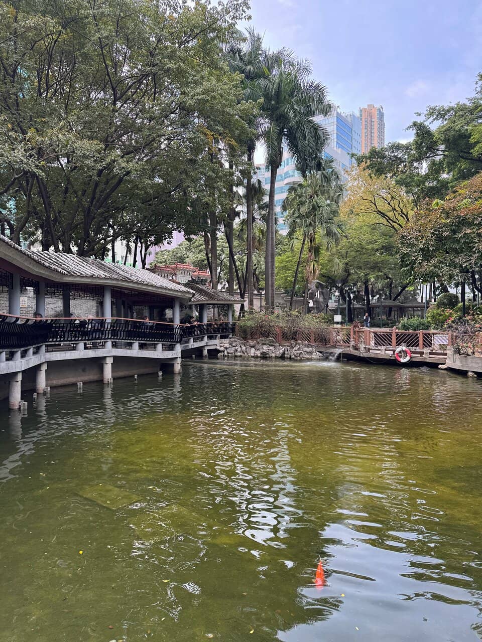 Ornamental Lakes & Wildlife