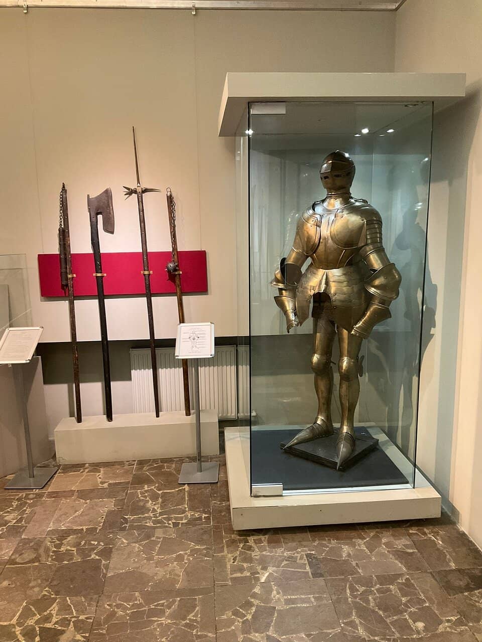 Rare Weapons and Uniforms