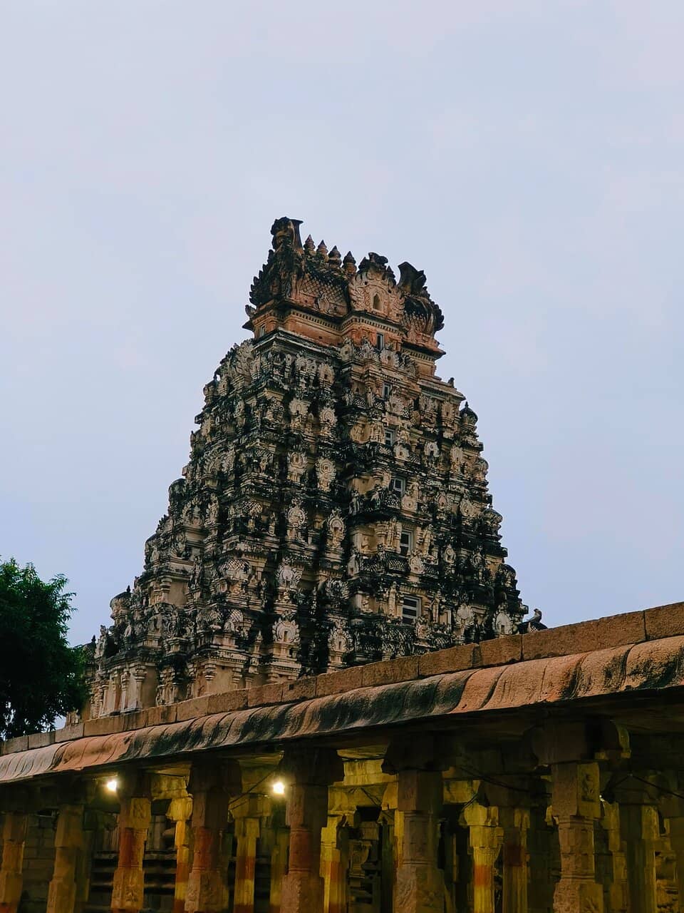 Sculptures of Shiva and Parvati