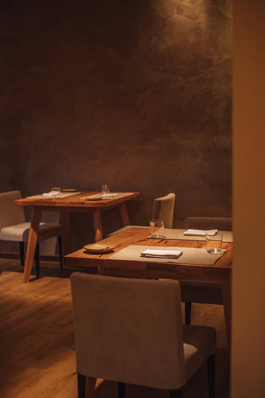 Elegant & Relaxed Ambiance