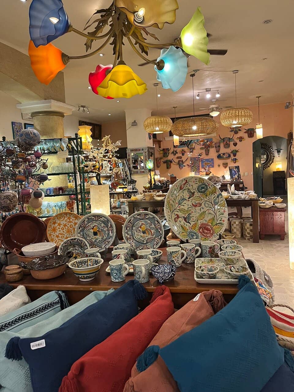 Live Music & Performances