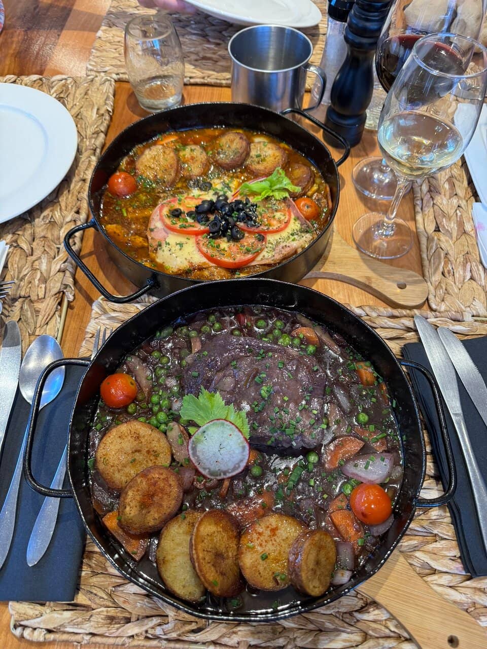 Cozy Atmosphere & Welcoming Service