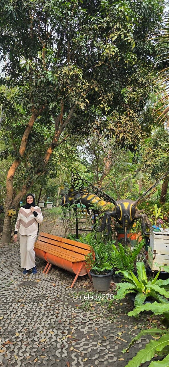 Honey Ice Cream Delight