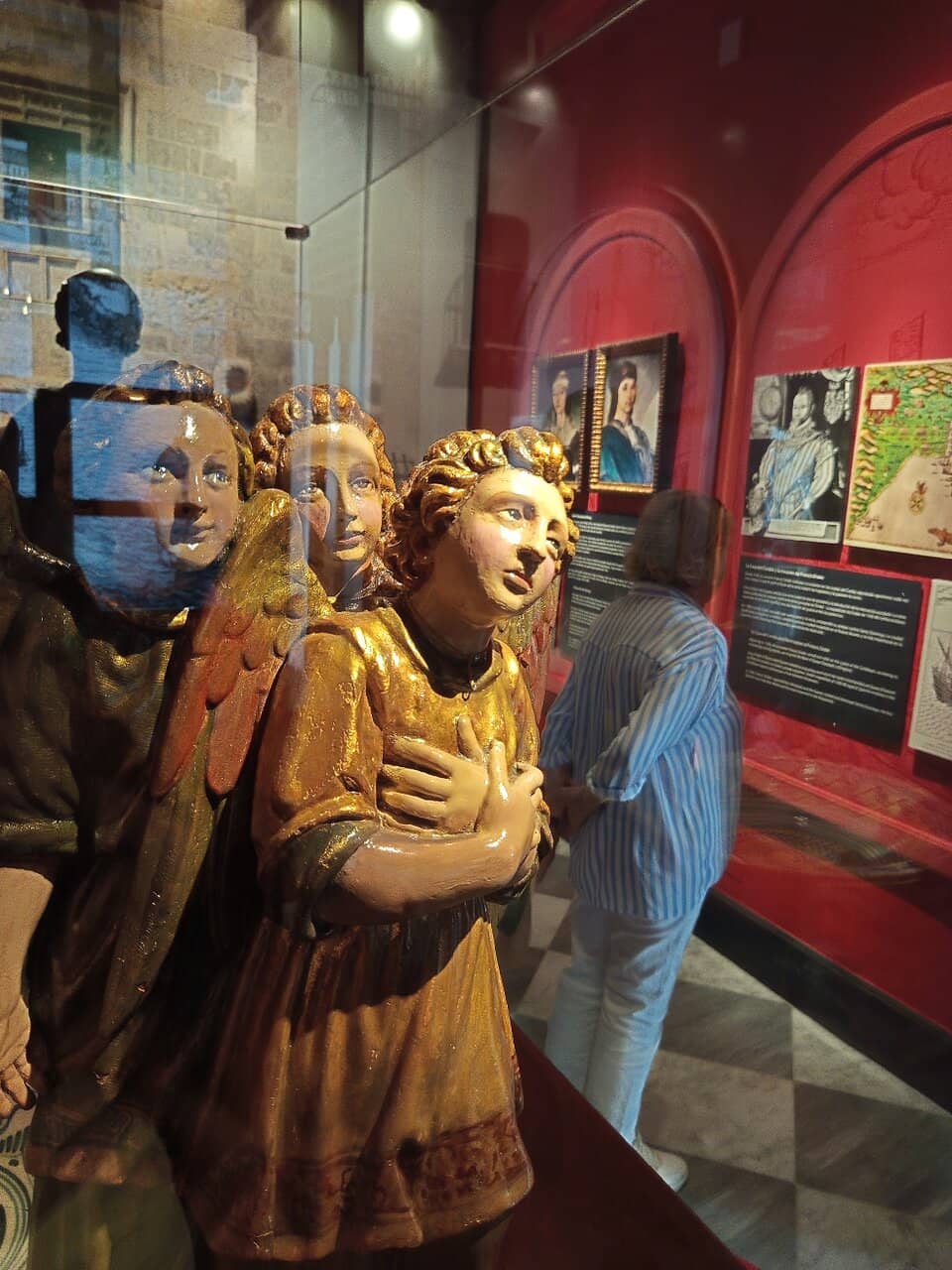 Art Gallery & Terrace