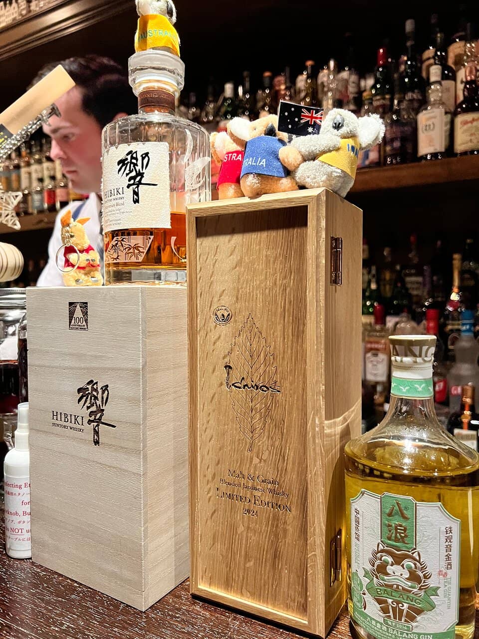 Intimate & Sophisticated Ambiance