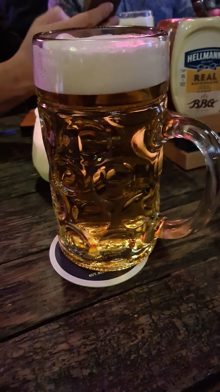 Cozy Setting & Friendly Service