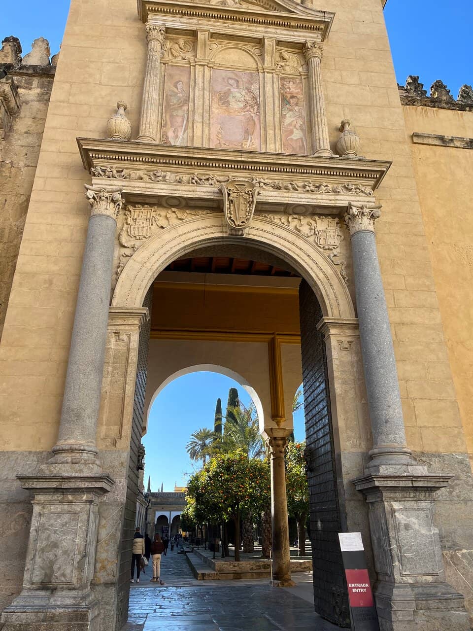 Proximity to Mezquita