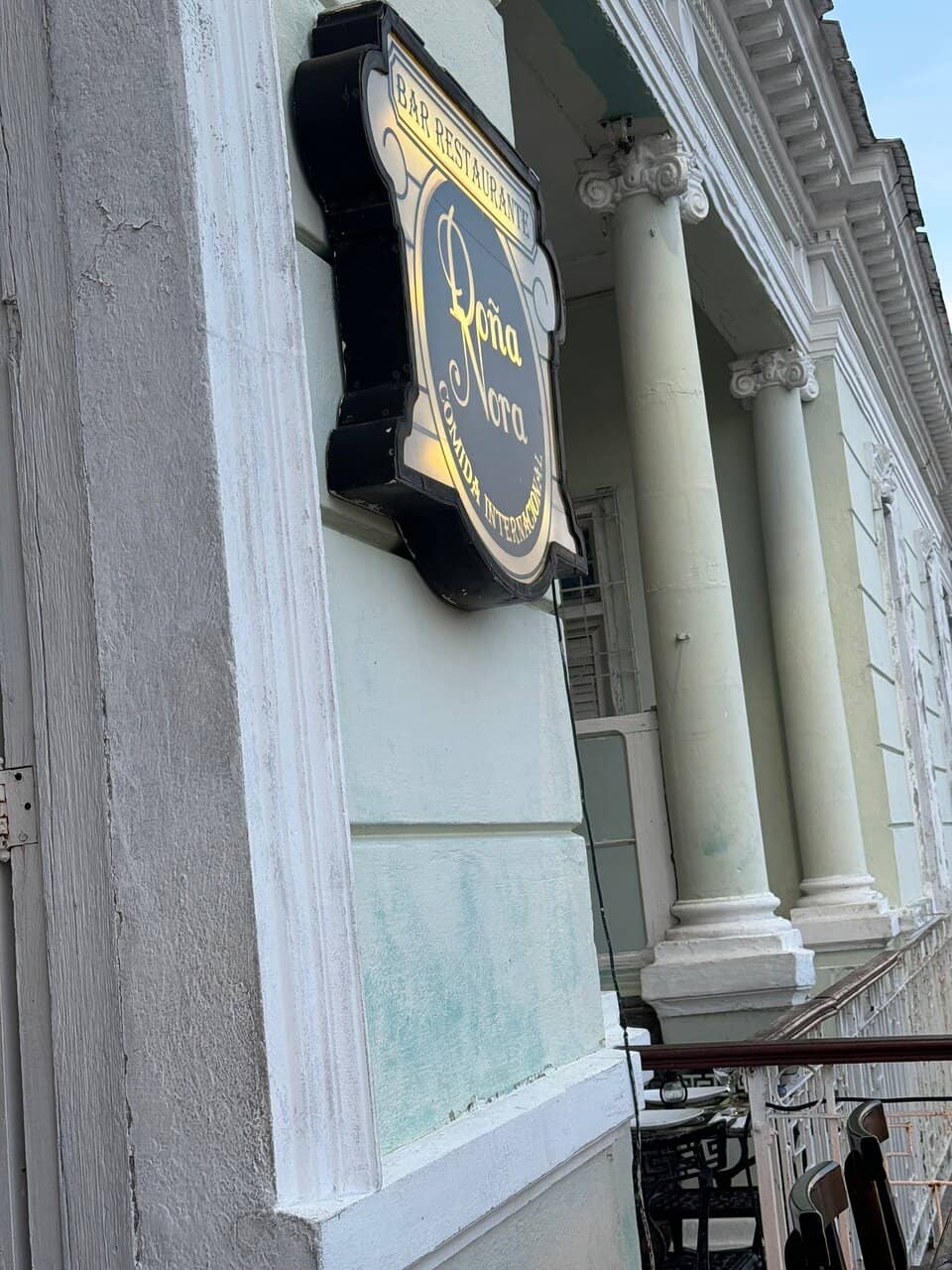 Polished Service & Atmosphere