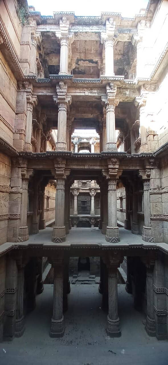 Underground Architecture