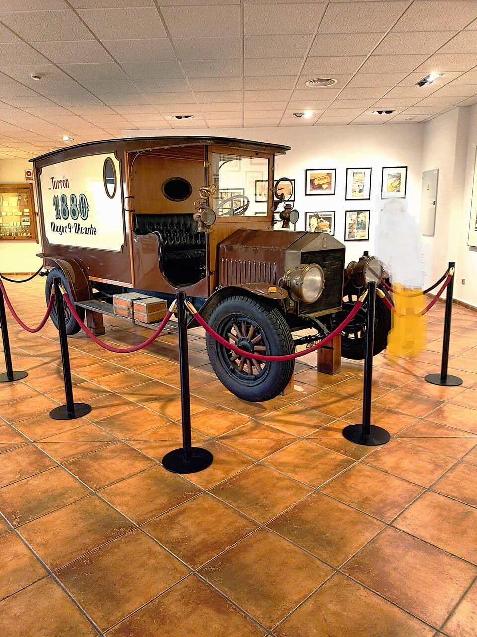 Guided Tour & Tasting