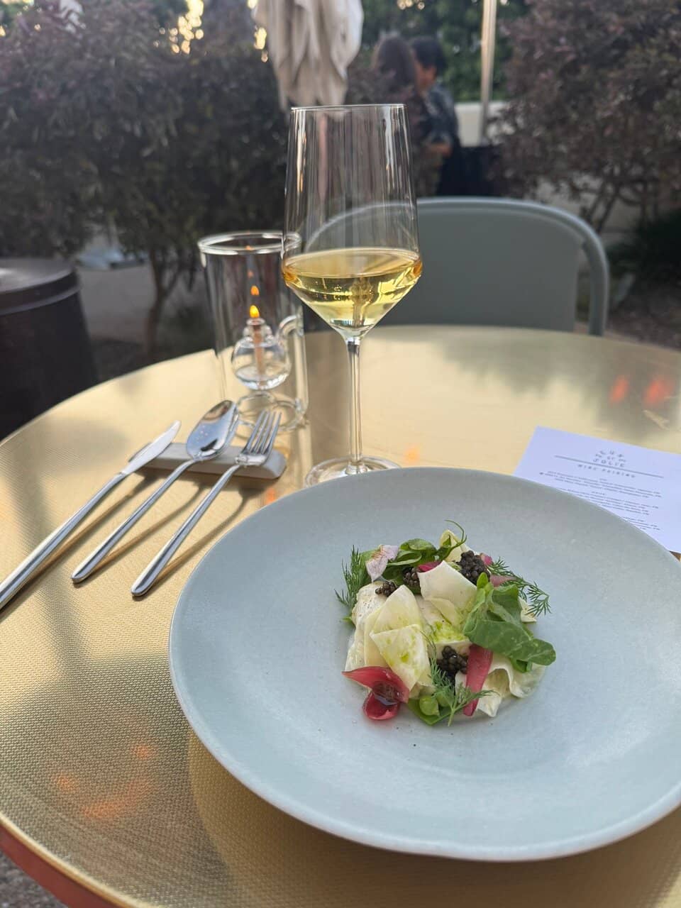 Elegant Art Deco Ambiance