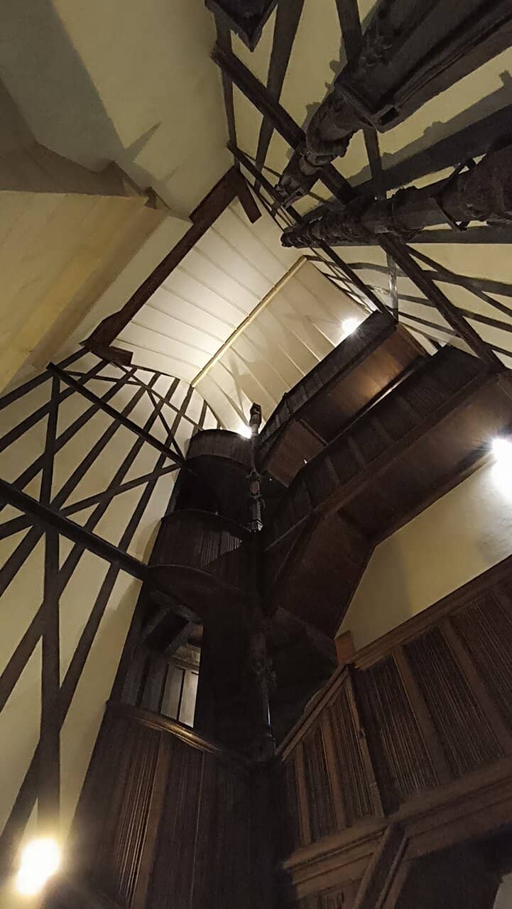Vertical photo