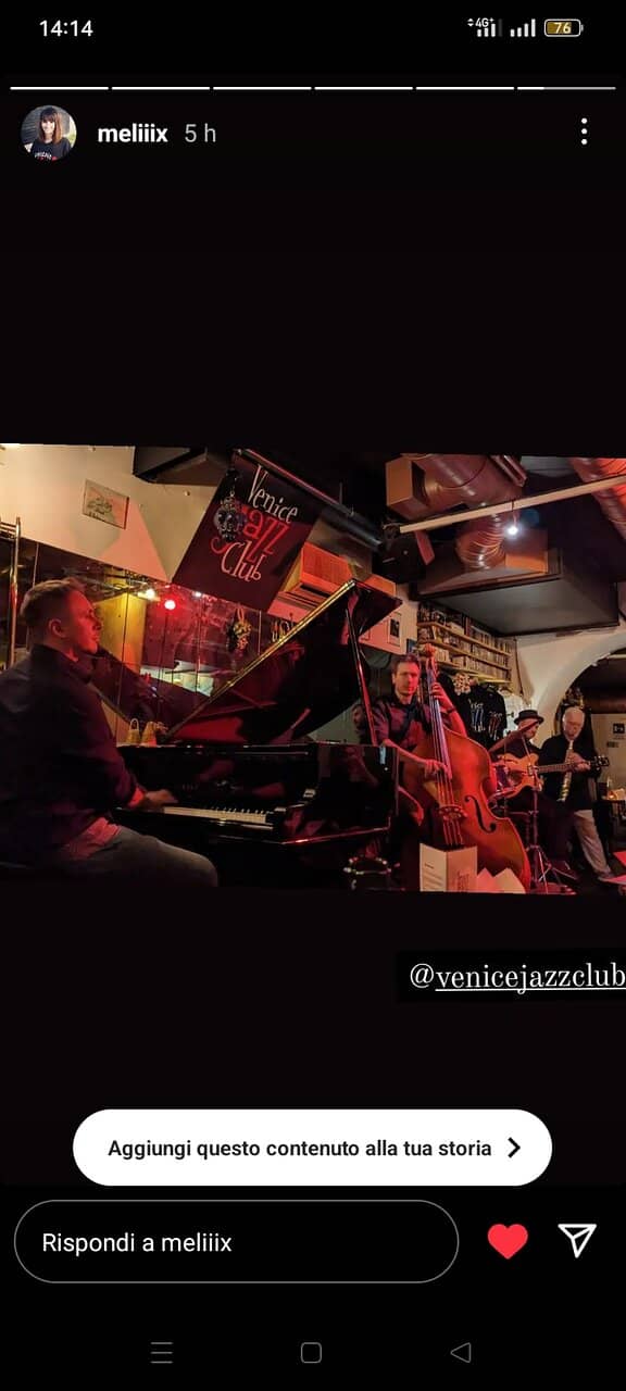 Intimate & Low-Lit Atmosphere