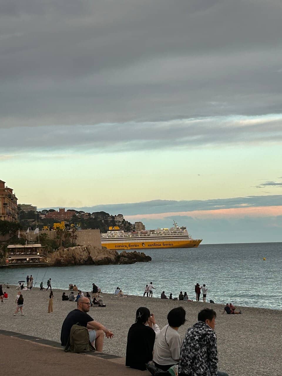 The Promenade Stroll