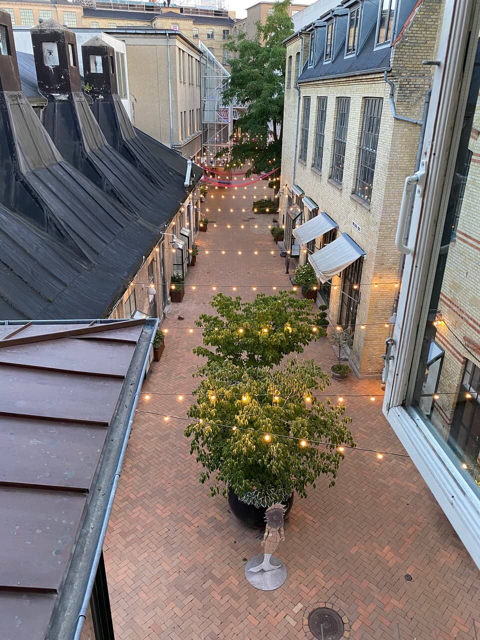 Charming Cafes