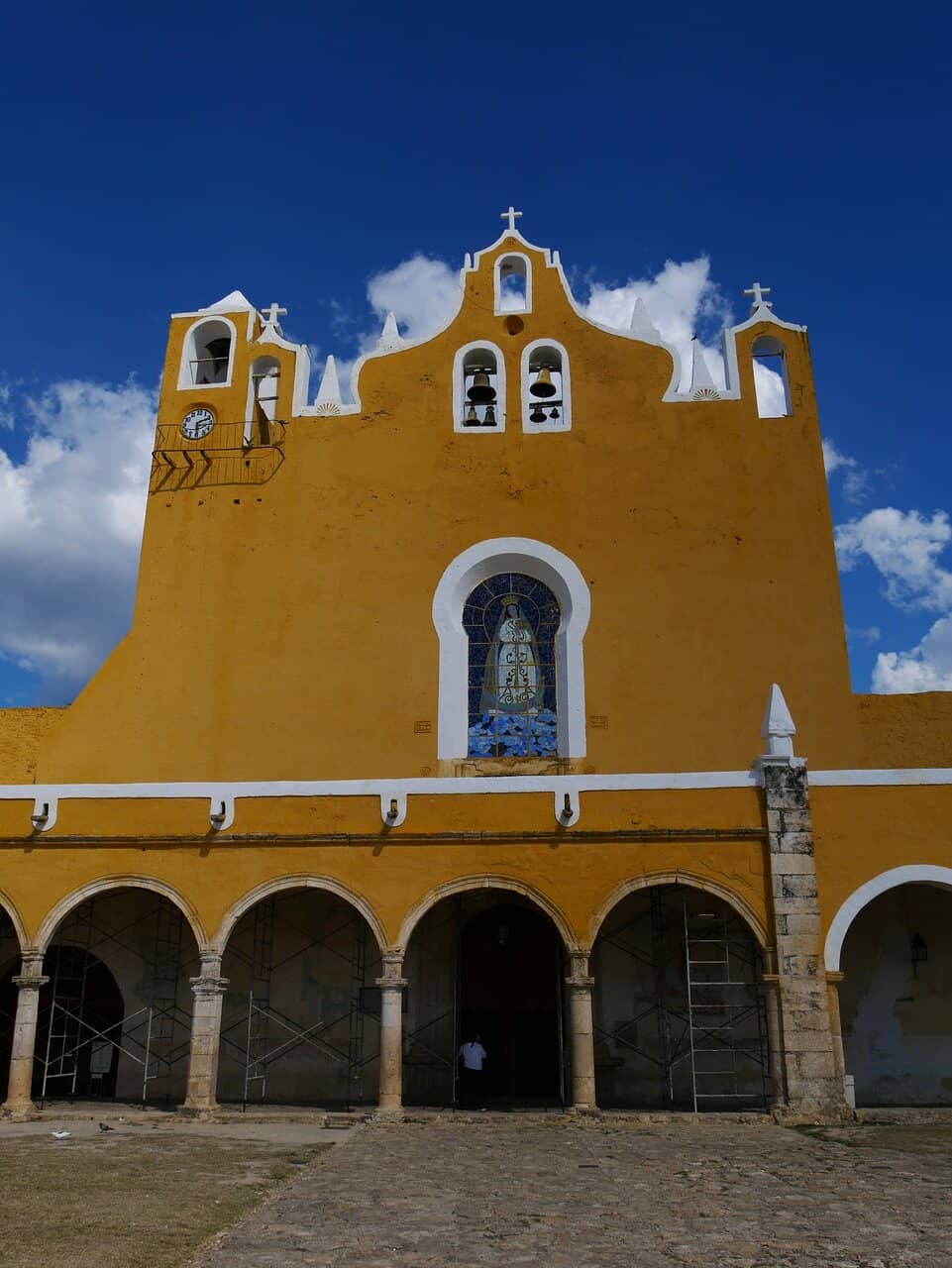 Izamal's Yellow Streets