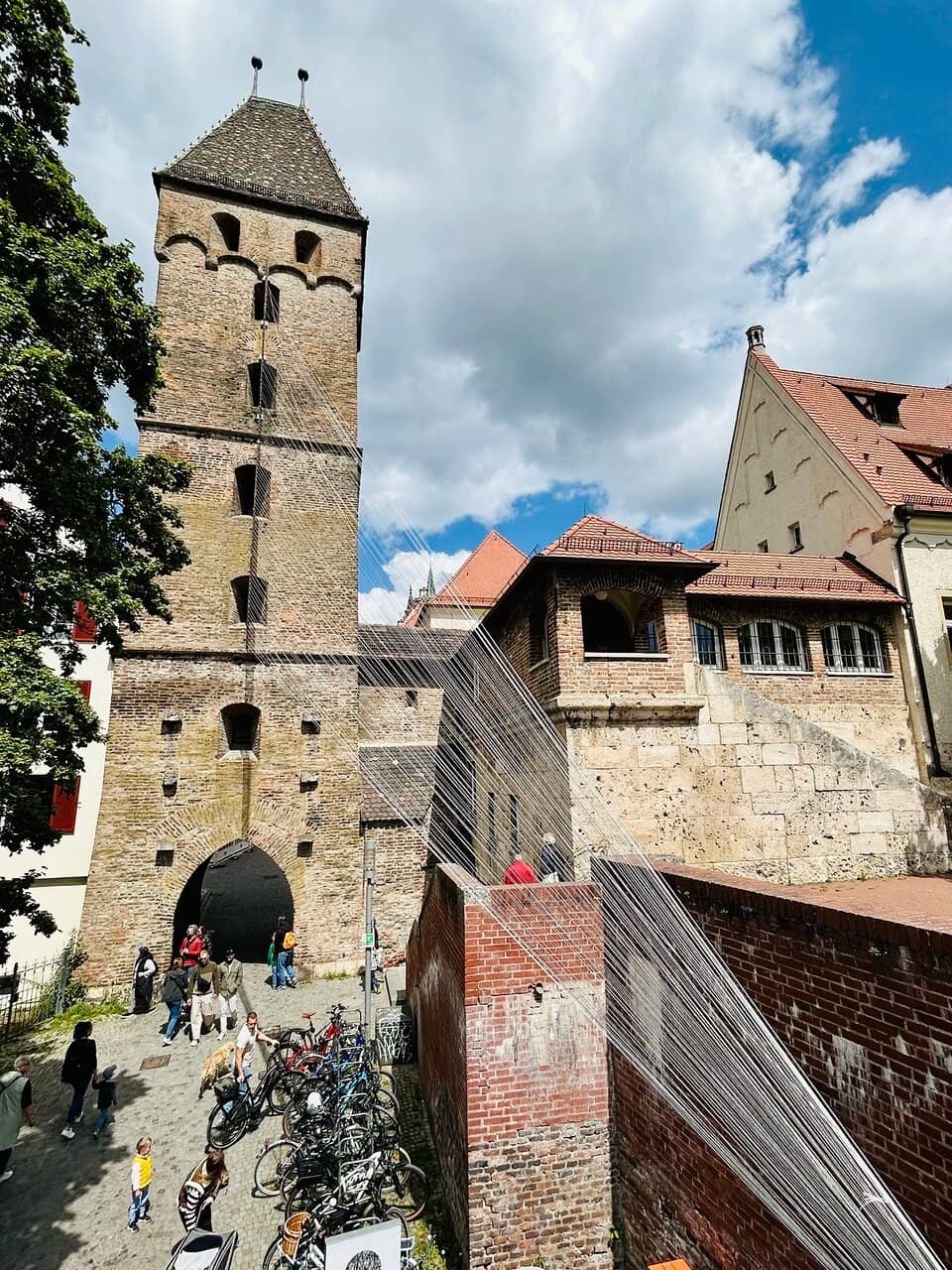 Auf dem Kreuz Quarter